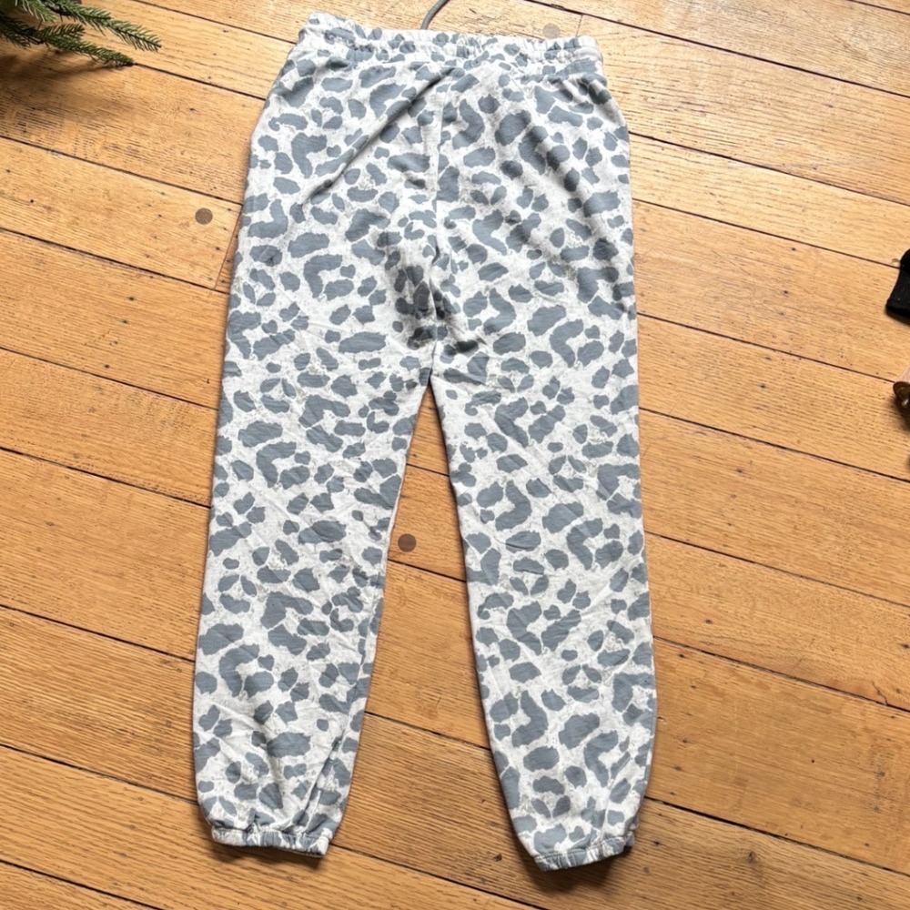 Z Supply Grey Leopard Print Joggers French Terry‎ Sweatpants XS Athleisure - Picture 3 of 4